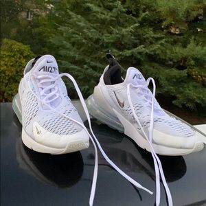 White Nike air max 270’s : Size 10